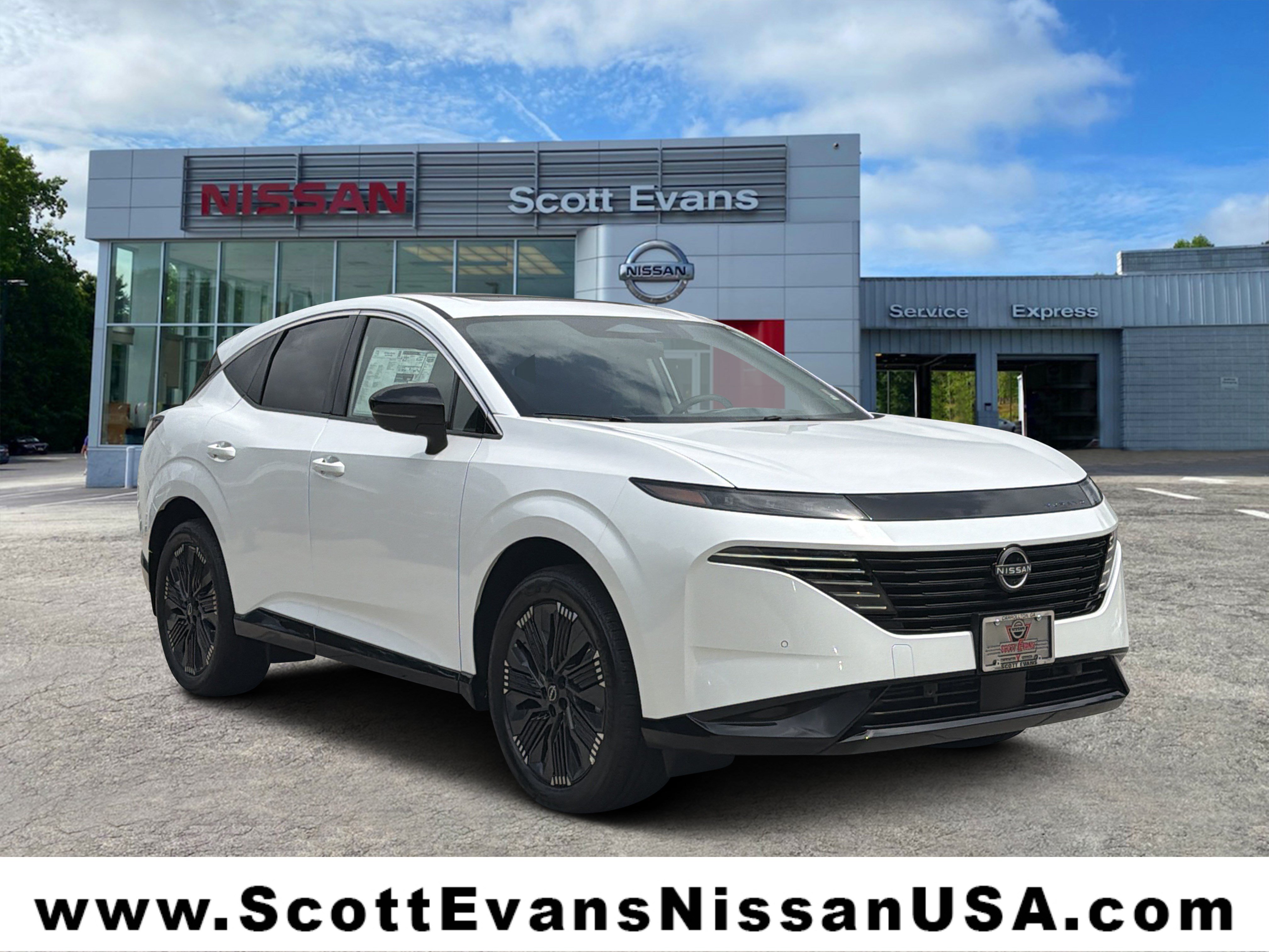 New 2026 Everest White Pearl Tricoat Nissan Platinum image 1