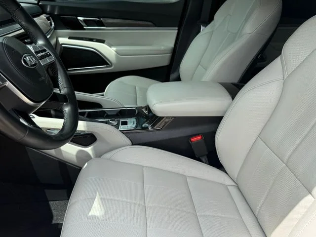 Used 2021 White Kia SX image 9
