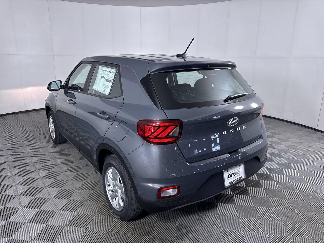 New 2026 Ecotronic Gray Hyundai SE image 13