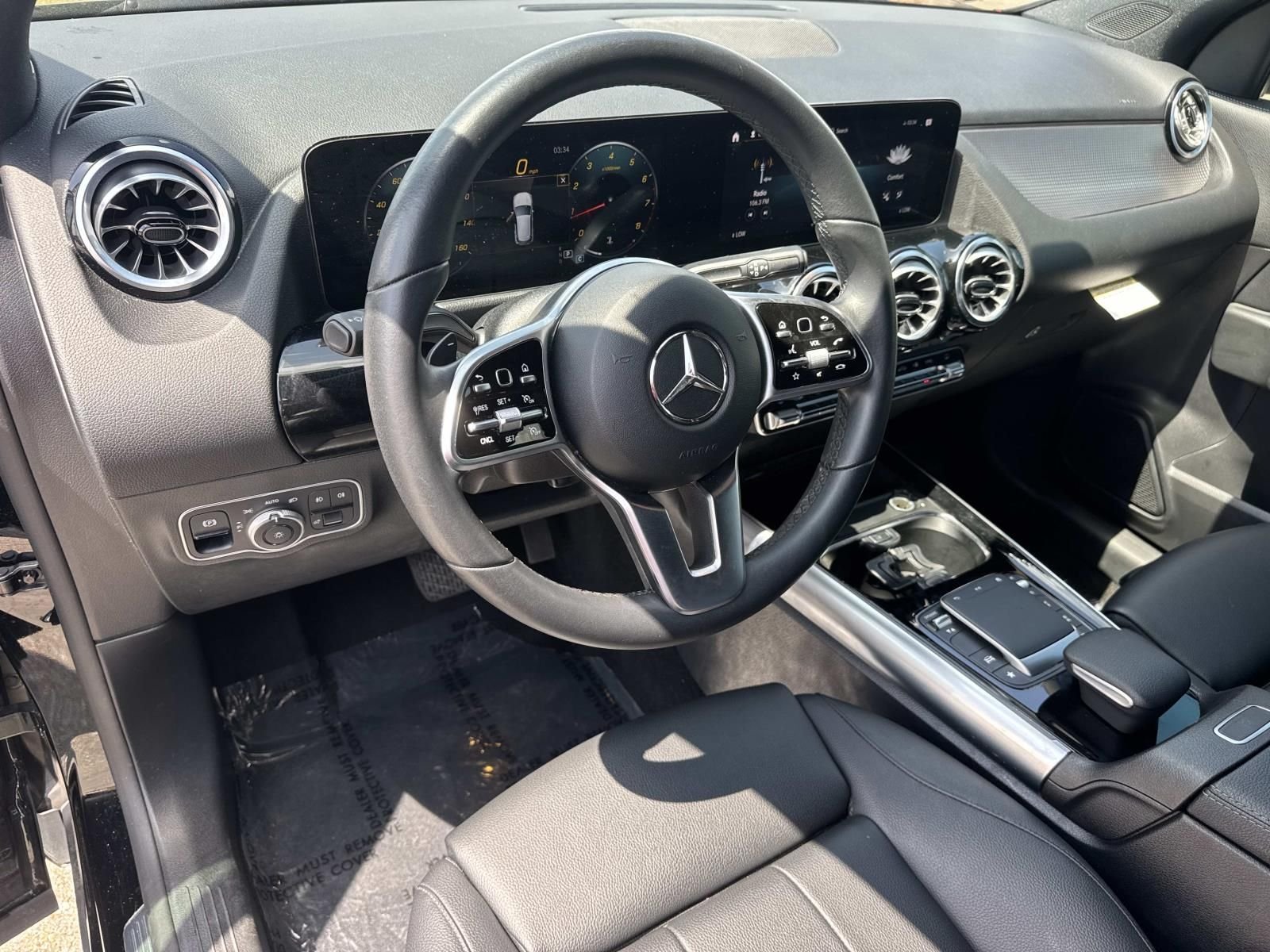 Used 2022 Black Mercedes-Benz GLA 250 image 18