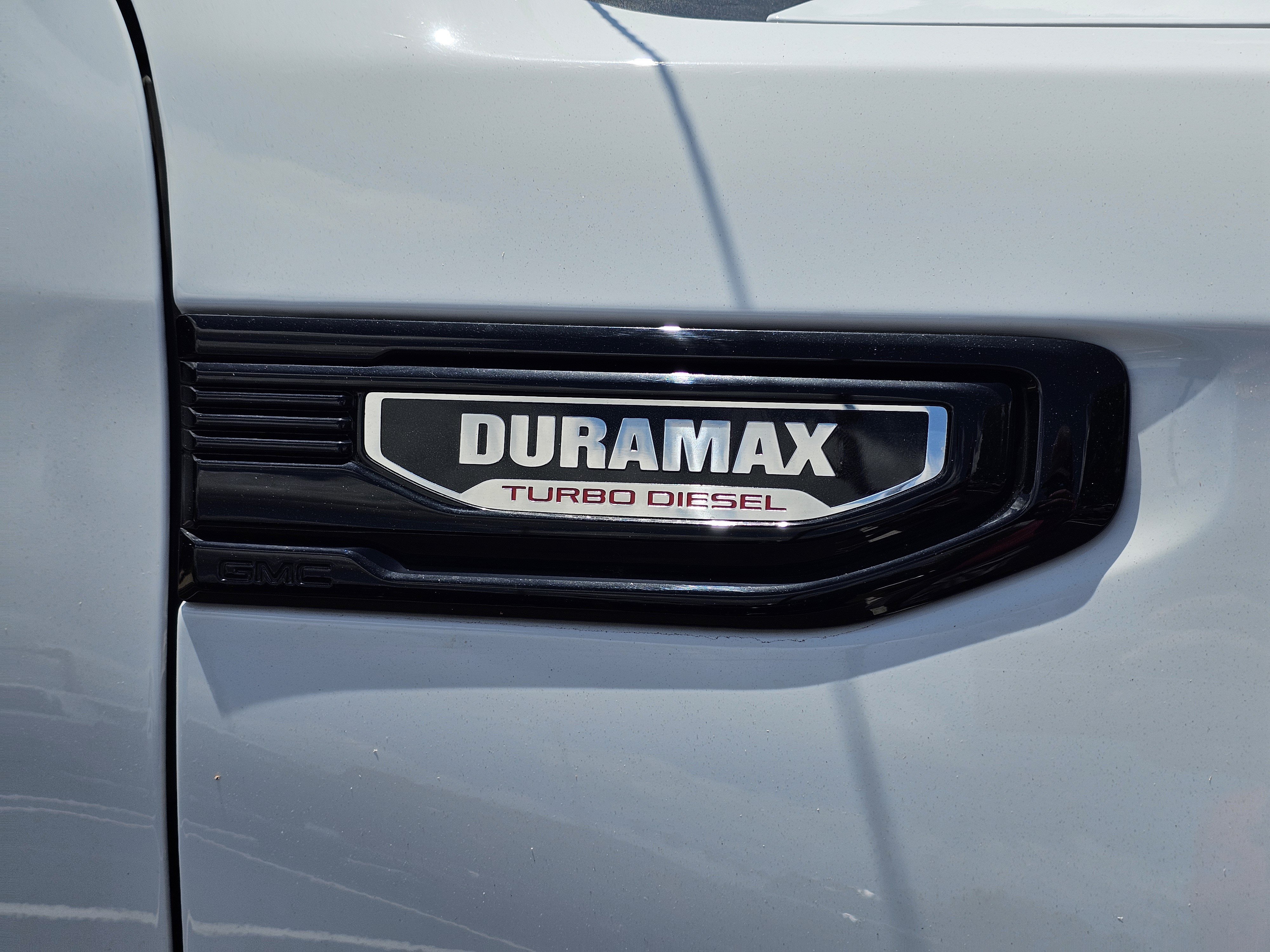 Used 2023 Summit White GMC Elevation image 8