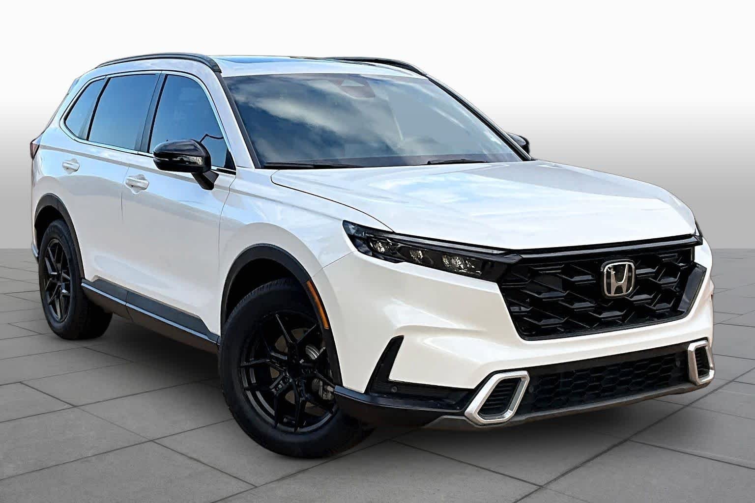Used 2023 Platinum White Pearl Honda Sport Touring image 3