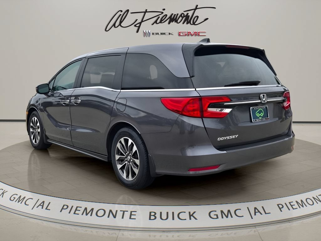 Used 2024 Gray Honda EX-L image 4