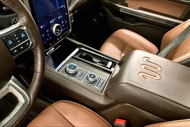 Used 2024 Star White Metallic Tri-Coat Ford King Ranch image 18