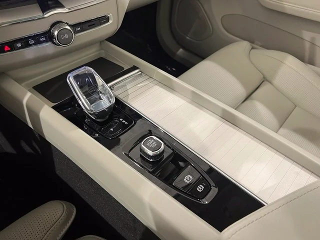 2026 Volvo XC60 Ultra - Photo 20