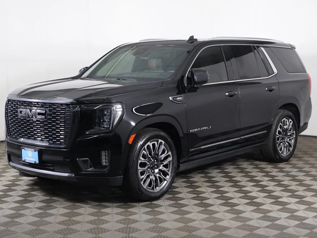 Used 2024 Onyx Black GMC Denali Ultimate image 15