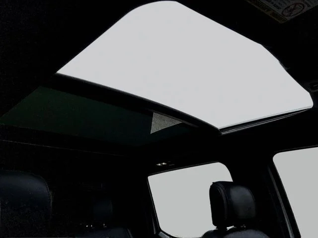 Used 2022 White Ford Platinum image 31