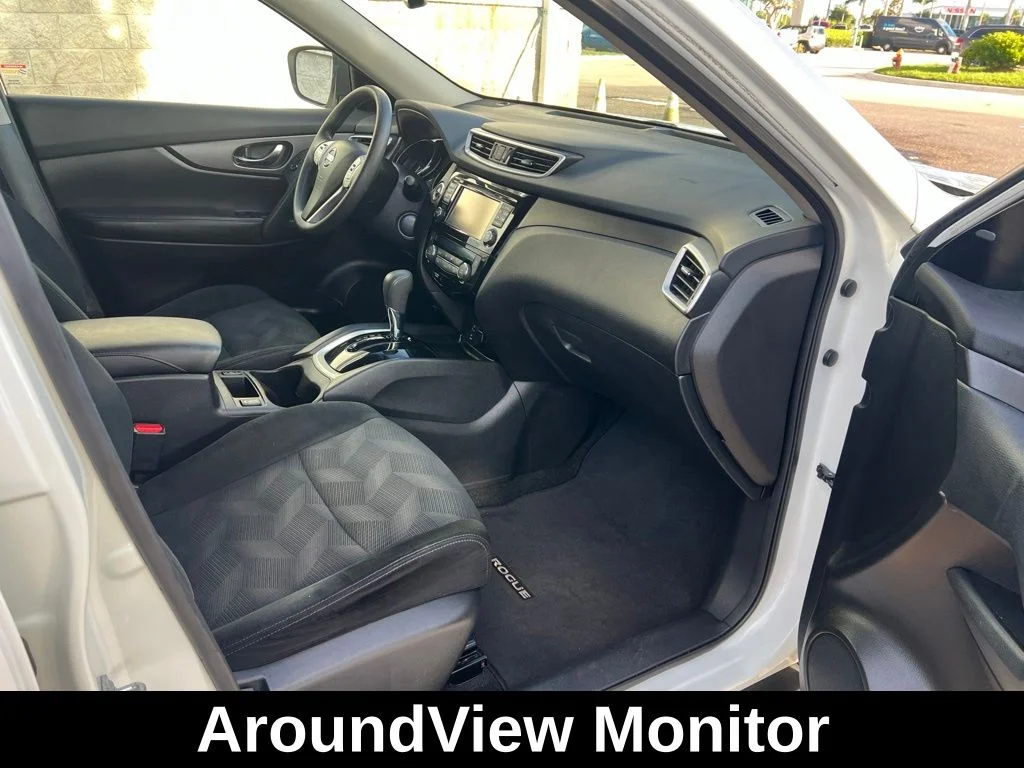 Used 2016 White Nissan SV image 11
