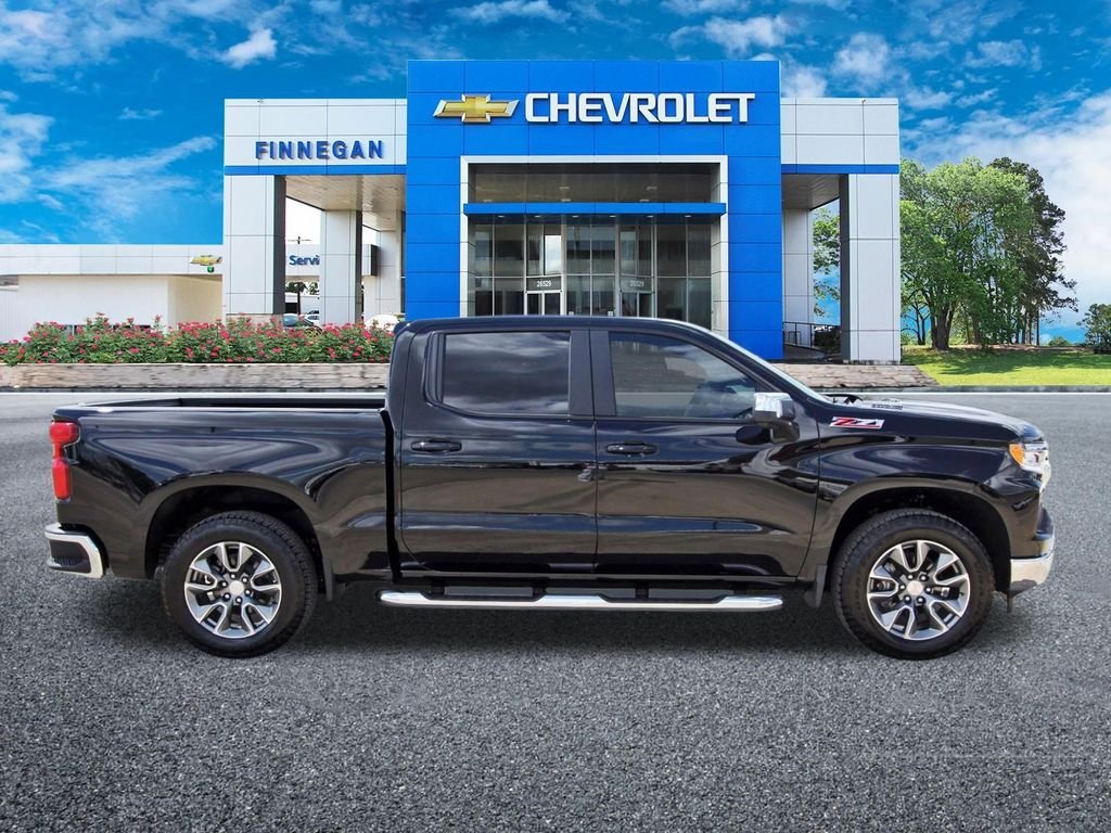 Used 2026 Black Chevrolet LT image 8