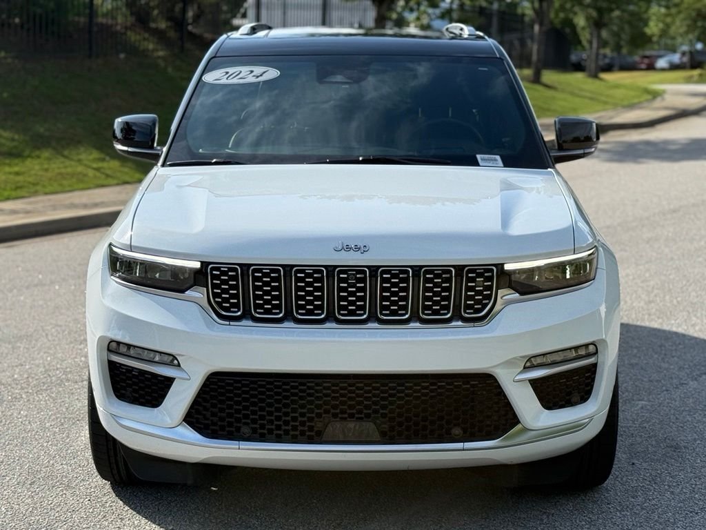 Used 2024 White Jeep Summit image 6