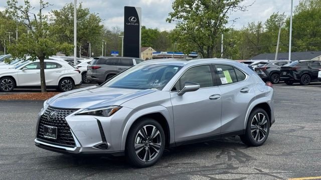 2026 Lexus UX 300h 300h Premium AWD's photo