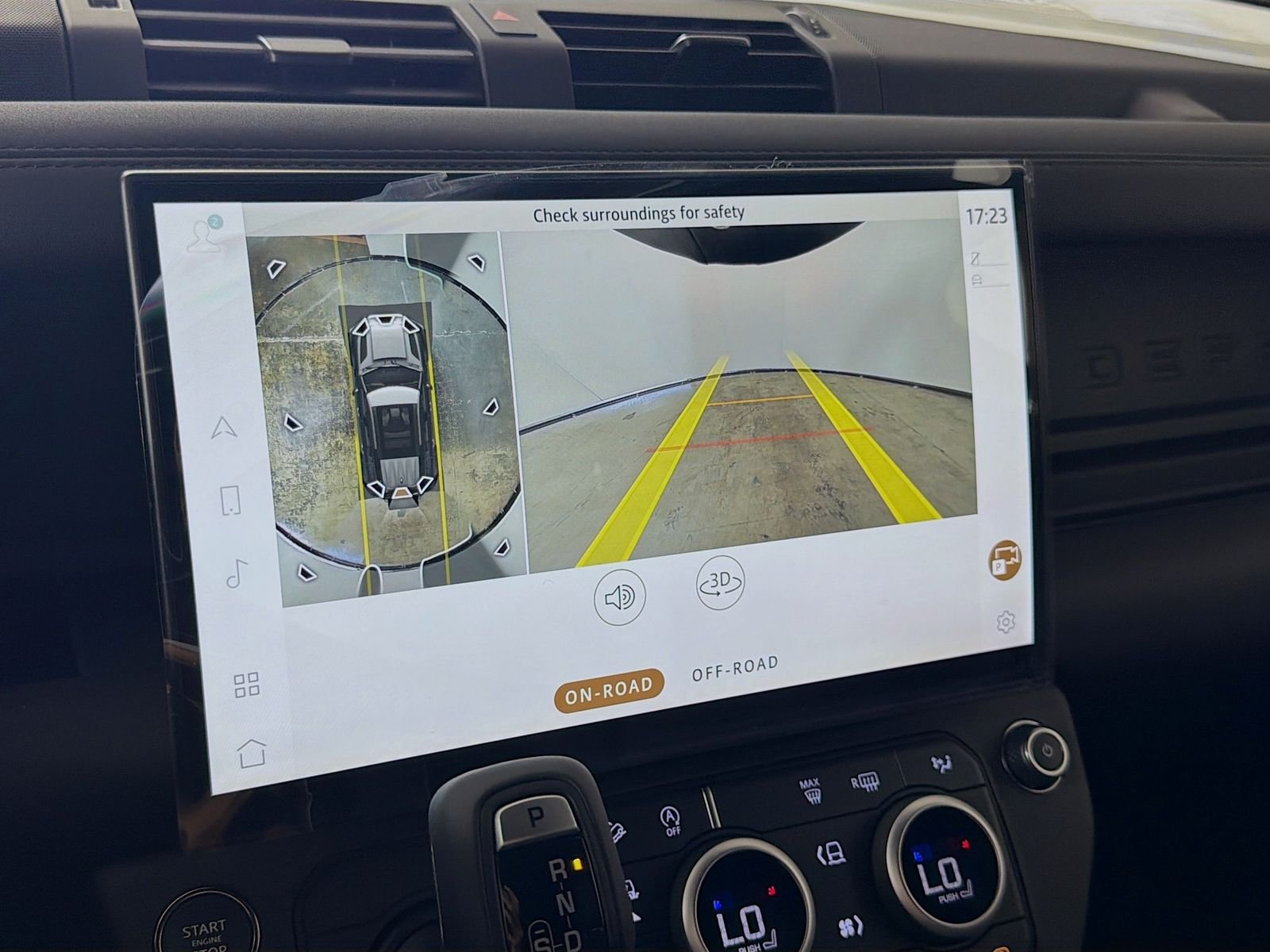 New 2026 Borasco Grey Land Rover X-Dynamic SE image 17