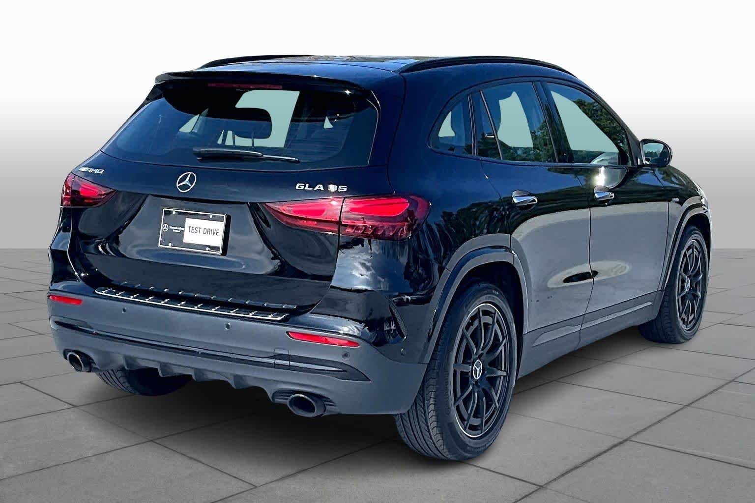 Used 2025 Night Black Mercedes-Benz AMG® GLA 35 image 21