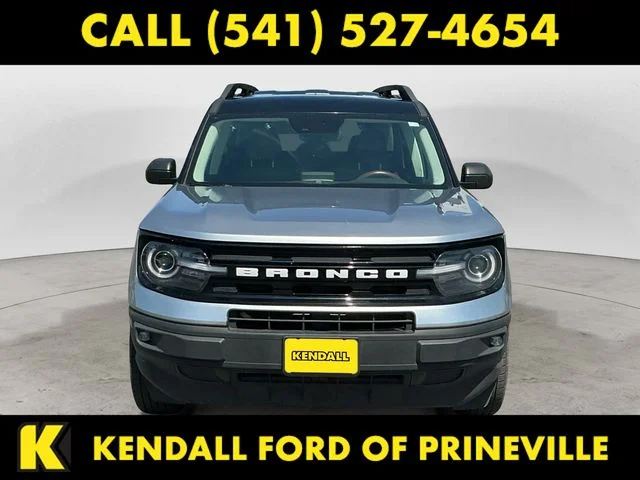 Used 2022 Silver Metallic Ford Outer Banks image 2
