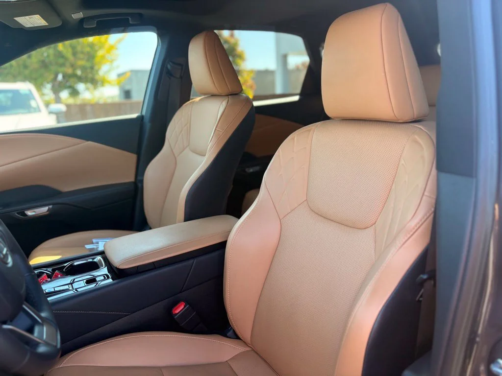Used 2025 Gray Lexus 350 image 17