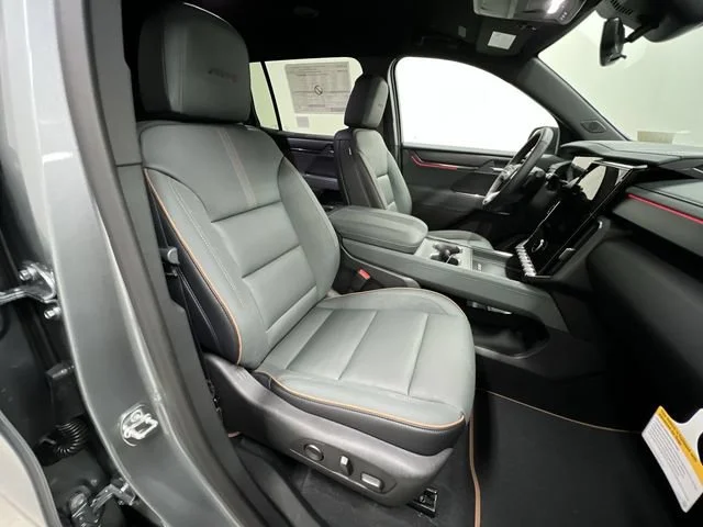2026 GMC Acadia AT4 - Photo 29