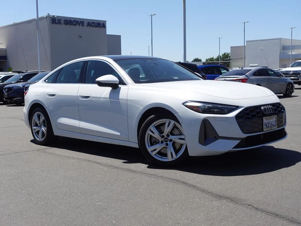 Certified Used 2025 White Audi 2.0T Premium image 7