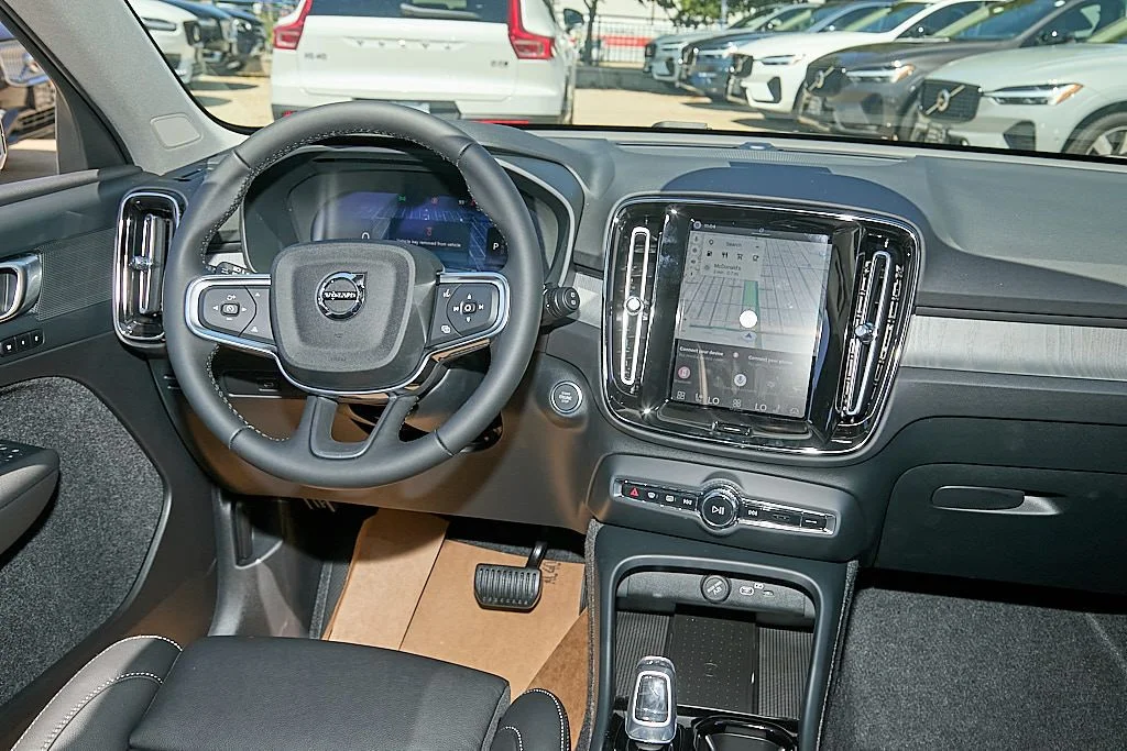 New 2026 Cloud Blue Volvo Plus image 24
