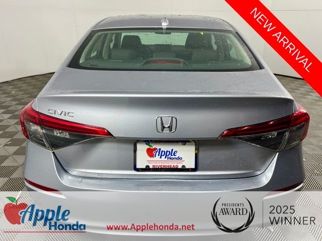 Used 2022 Meteorite Gray Metallic Honda LX image 5