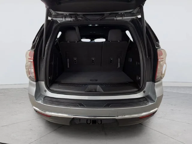 Used 2023 Gray Chevrolet LT image 27
