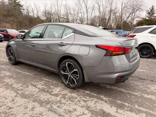 Used 2025 Gray Nissan 2.5 SR image 8