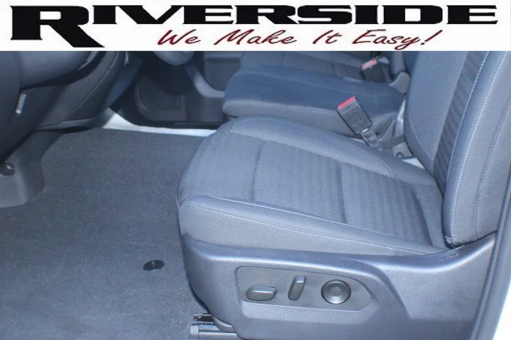 Used 2023 Summit White Chevrolet Custom image 13