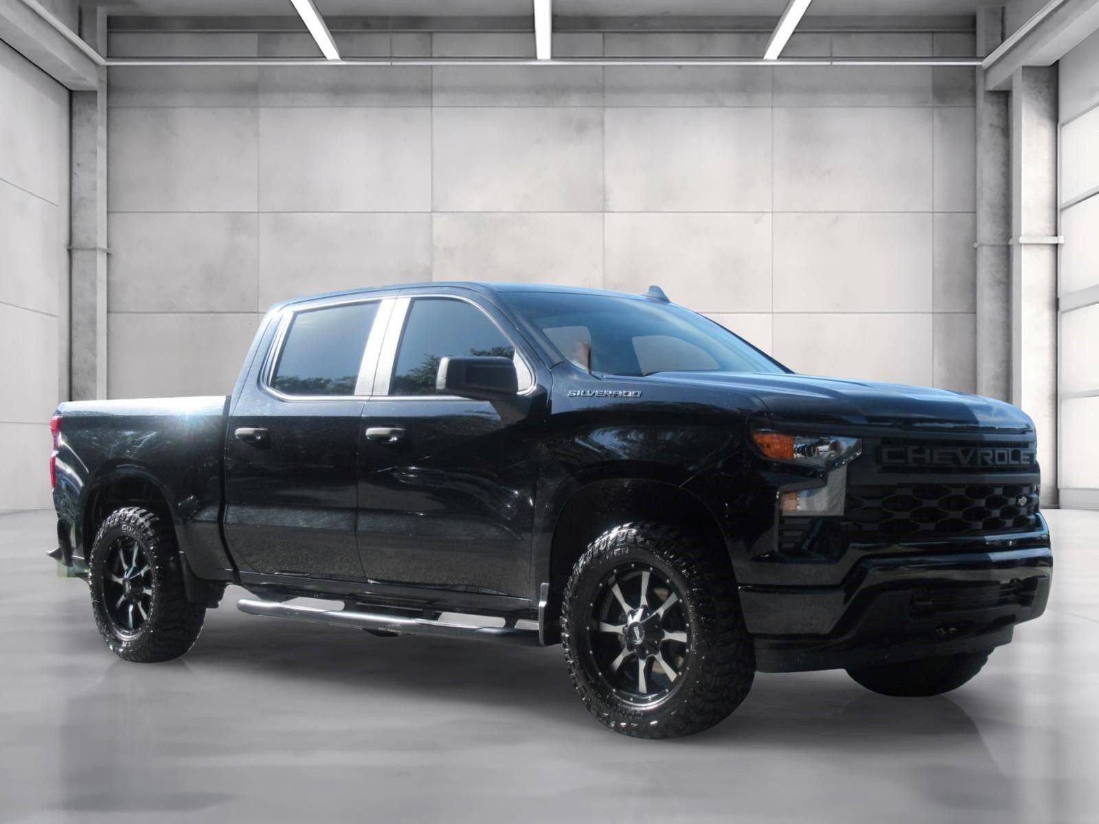 Used 2022 Black Chevrolet Custom image 1
