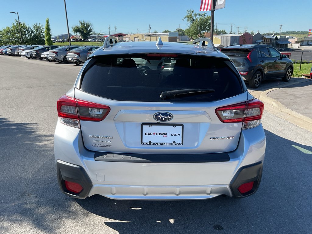Used 2021 Ice Silver Metallic Subaru Premium image 9
