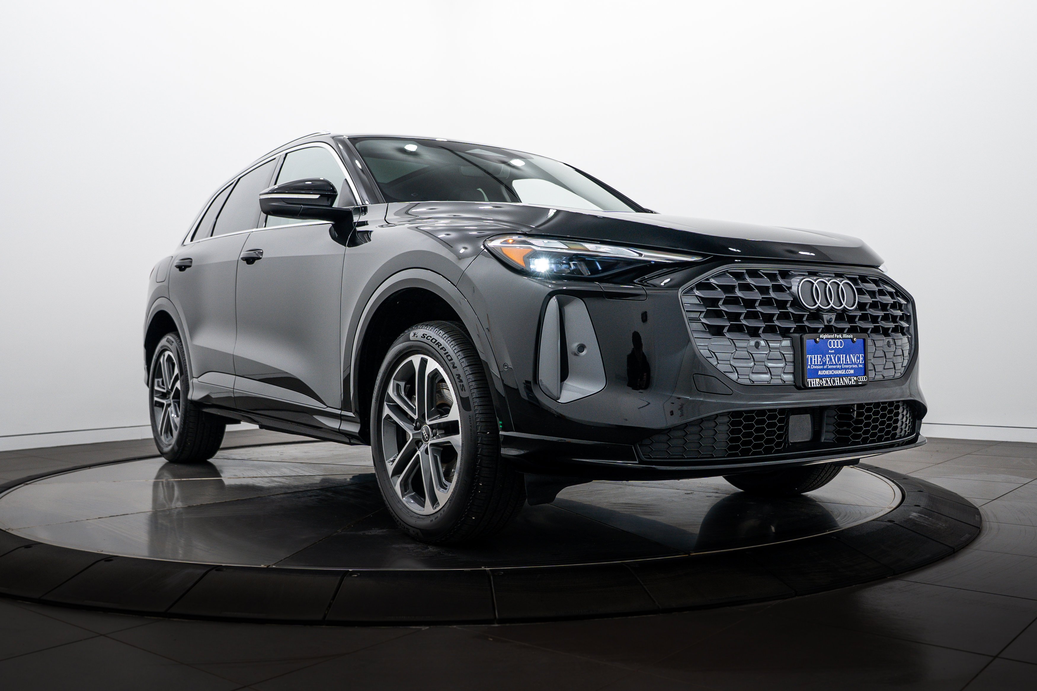 2025 Audi Q5 40 Premium's photo
