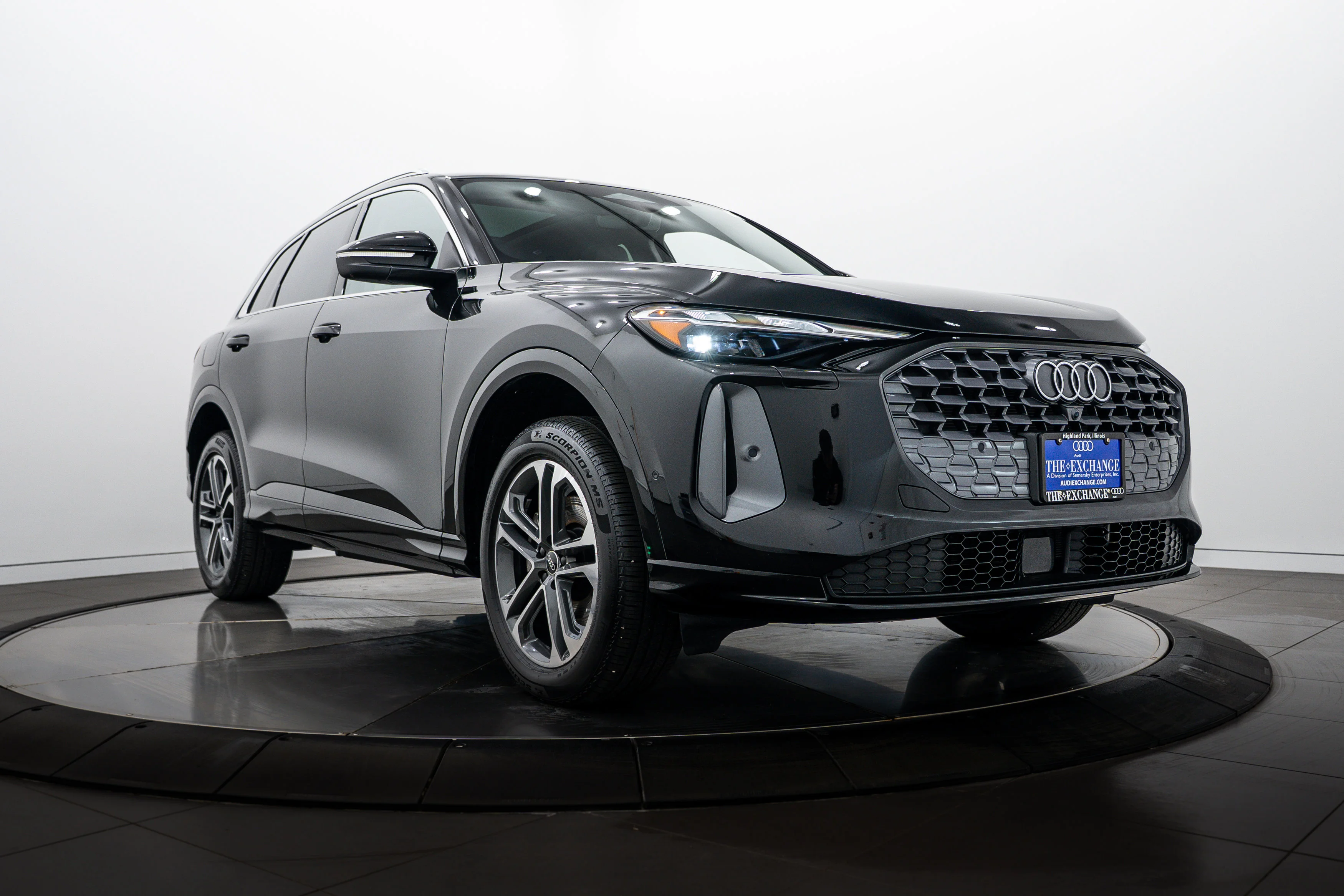 2025 Audi Q5 40 Premium's photo