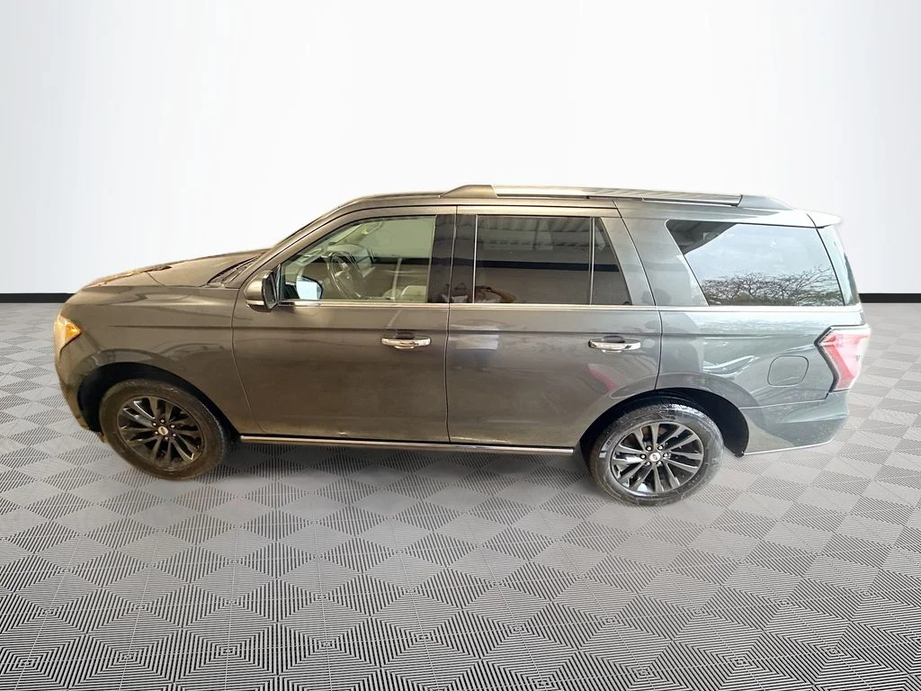Used 2019 Gray Ford Limited image 5