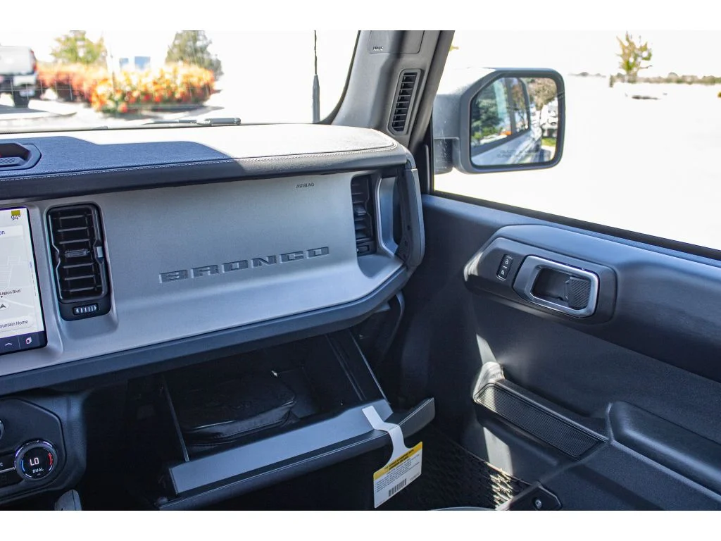 New 2026 AVALANCHE GRAY Ford Outer Banks image 52