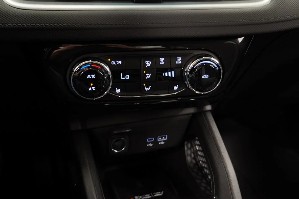 New 2026 Mosaic Black Metallic Chevrolet LT image 17
