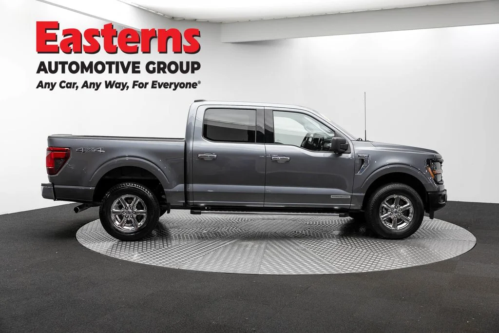 Used 2024 Gray Ford XLT image 4