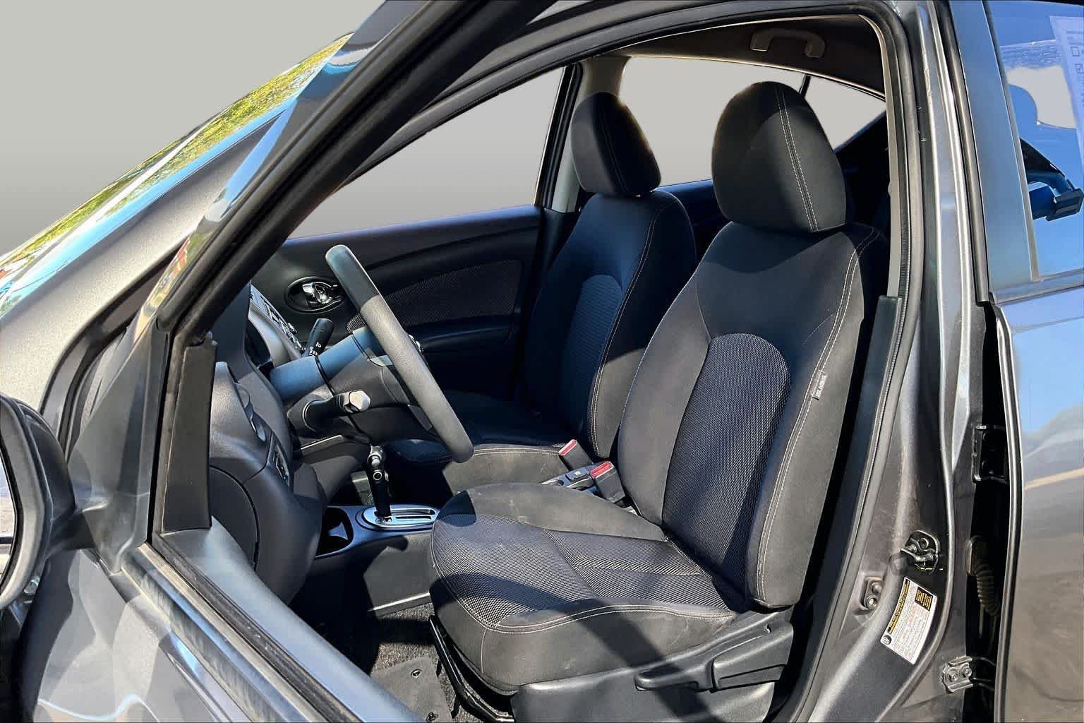 Used 2016 Gun Metallic Nissan SV image 8