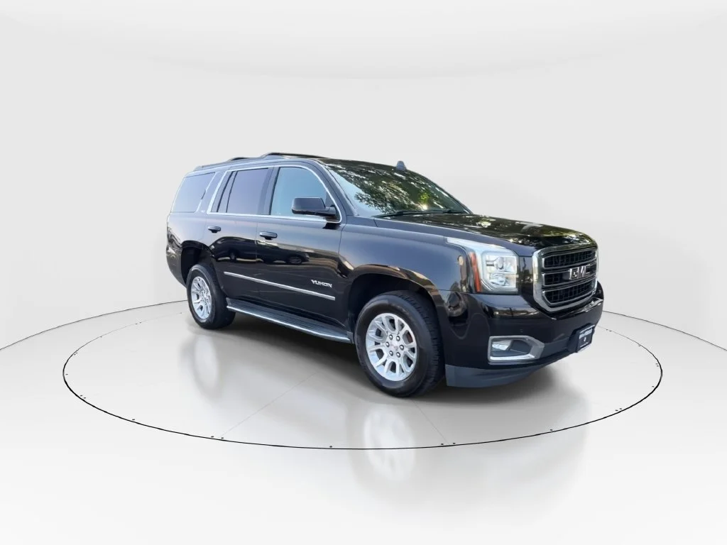 Used 2019 GMC Yukon SLT with VIN 1GKS2BKC3KR305453 for sale in Coon Rapids, Minnesota