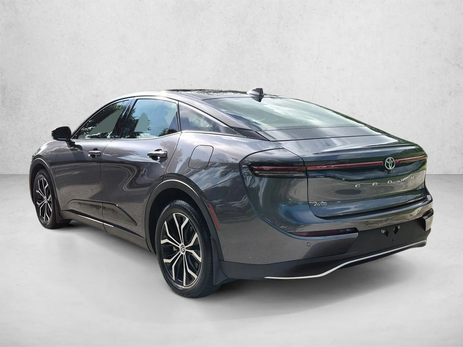 Used 2023 Magnetic Gray Metallic Toyota Limited image 7