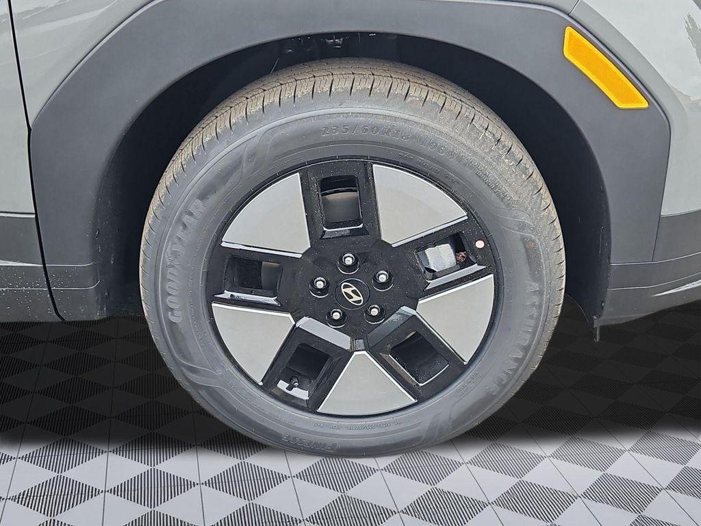New 2026 Gray Hyundai SEL image 30