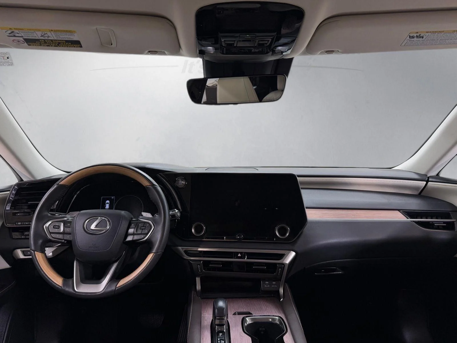 Used 2024 Eminent White Pearl Lexus RX 350 Premium image 3