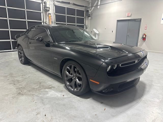Used 2017 Black Dodge R/T image 3