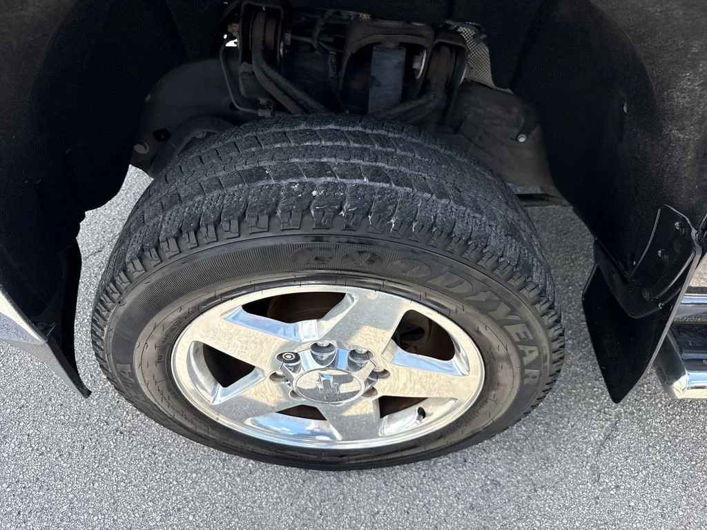 Used 2015 Black Chevrolet LT image 11