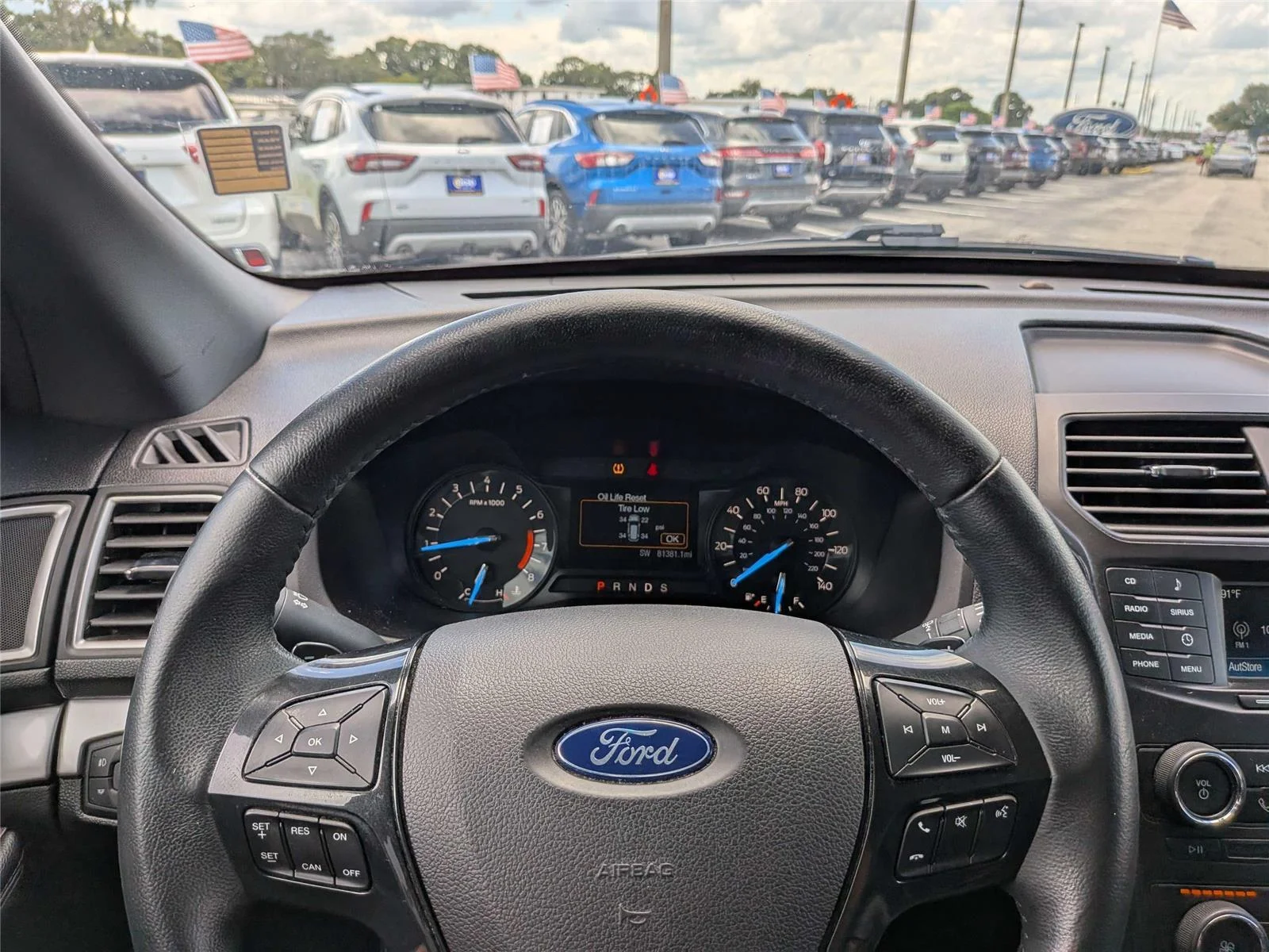 Used 2017  Ford XLT image 27
