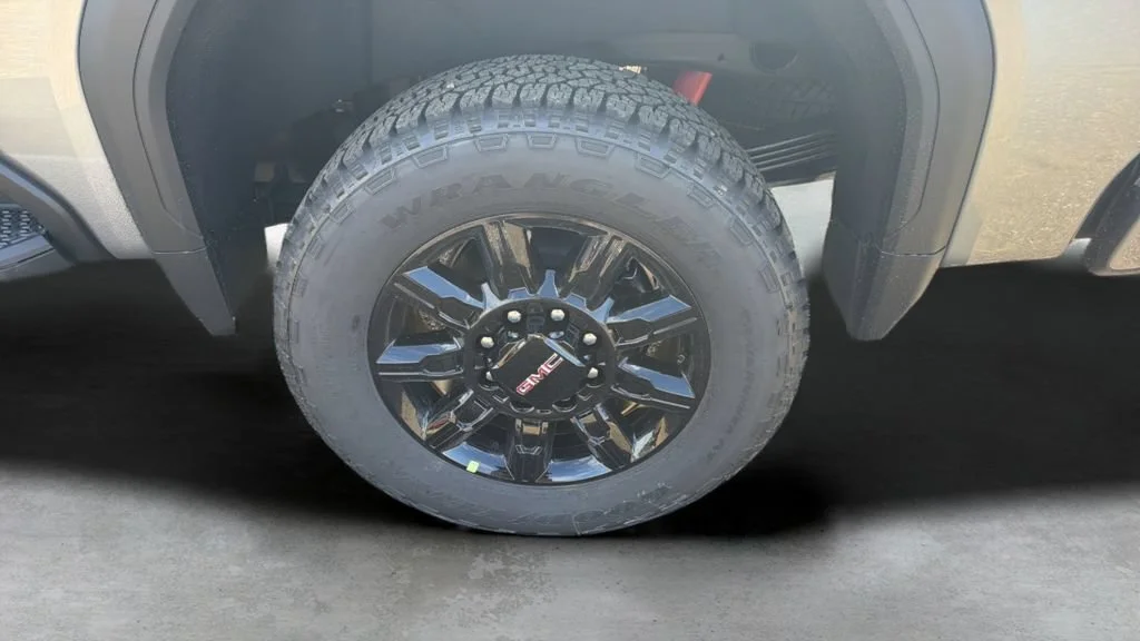 New 2026 Sterling Metallic GMC AT4 image 20