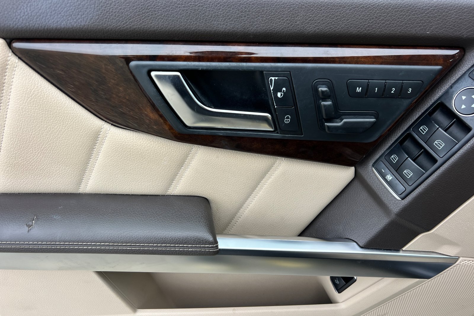 Used 2014 Black Mercedes-Benz 250 image 14