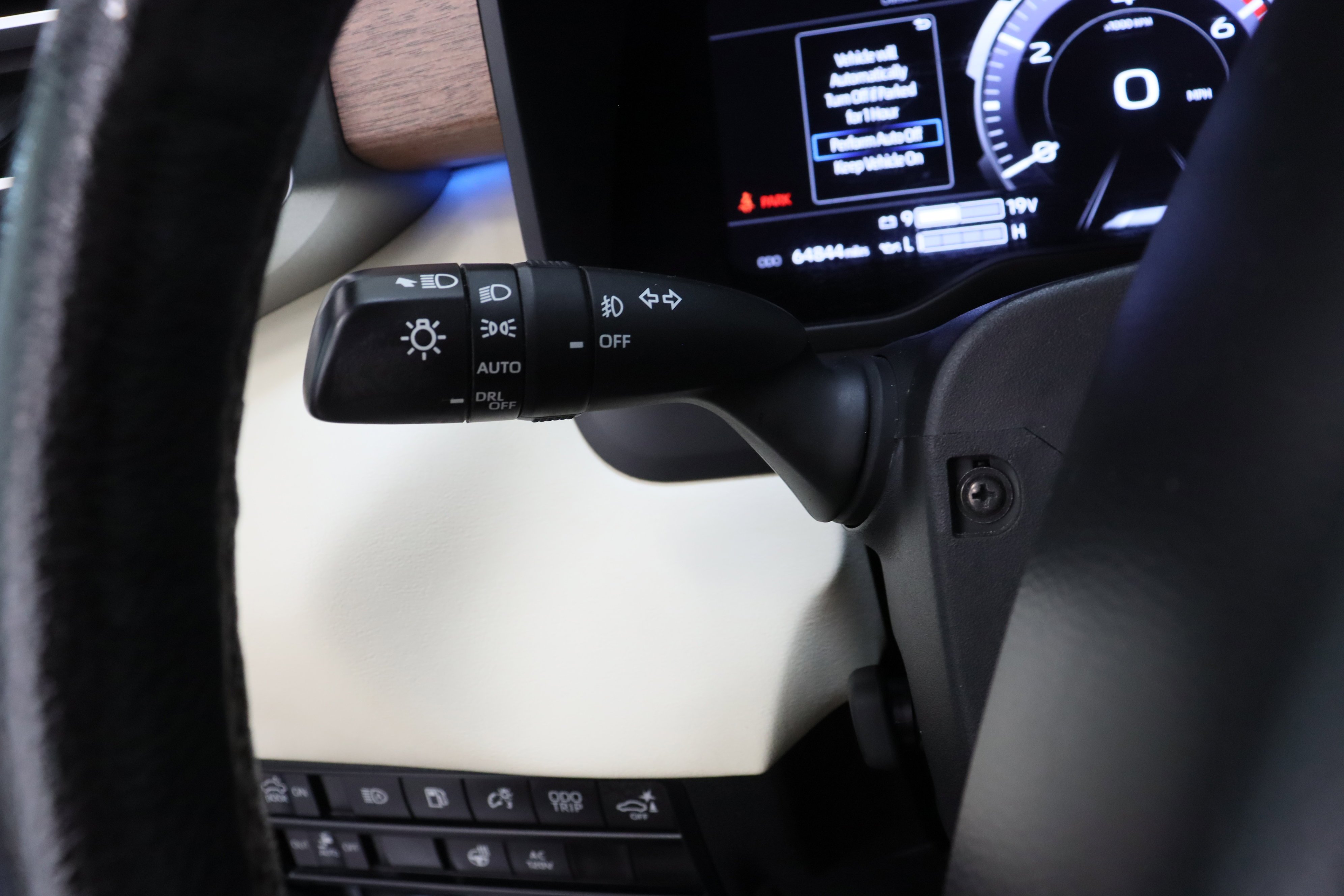 Used 2023 Wind Chill Pearl Toyota 1794 Edition Hybrid 3.4T image 30