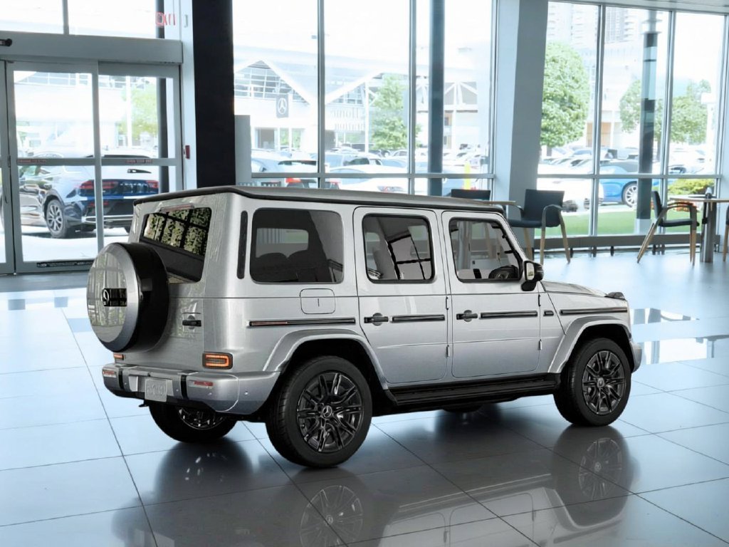 New 2027 Iridium Silver Mercedes-Benz G 580 image 19