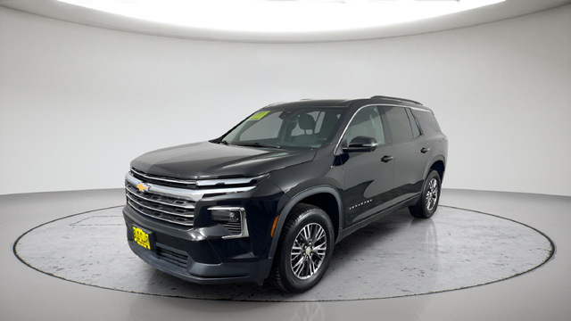2024 Chevrolet Traverse LT