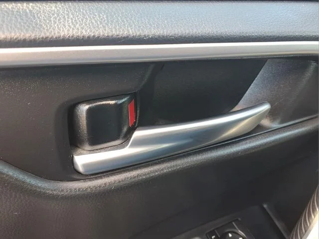 2024 Toyota RAV4 XLE - Photo 16