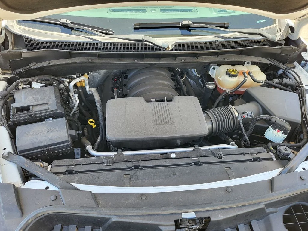 Used 2023 Summit White Chevrolet Premier image 23