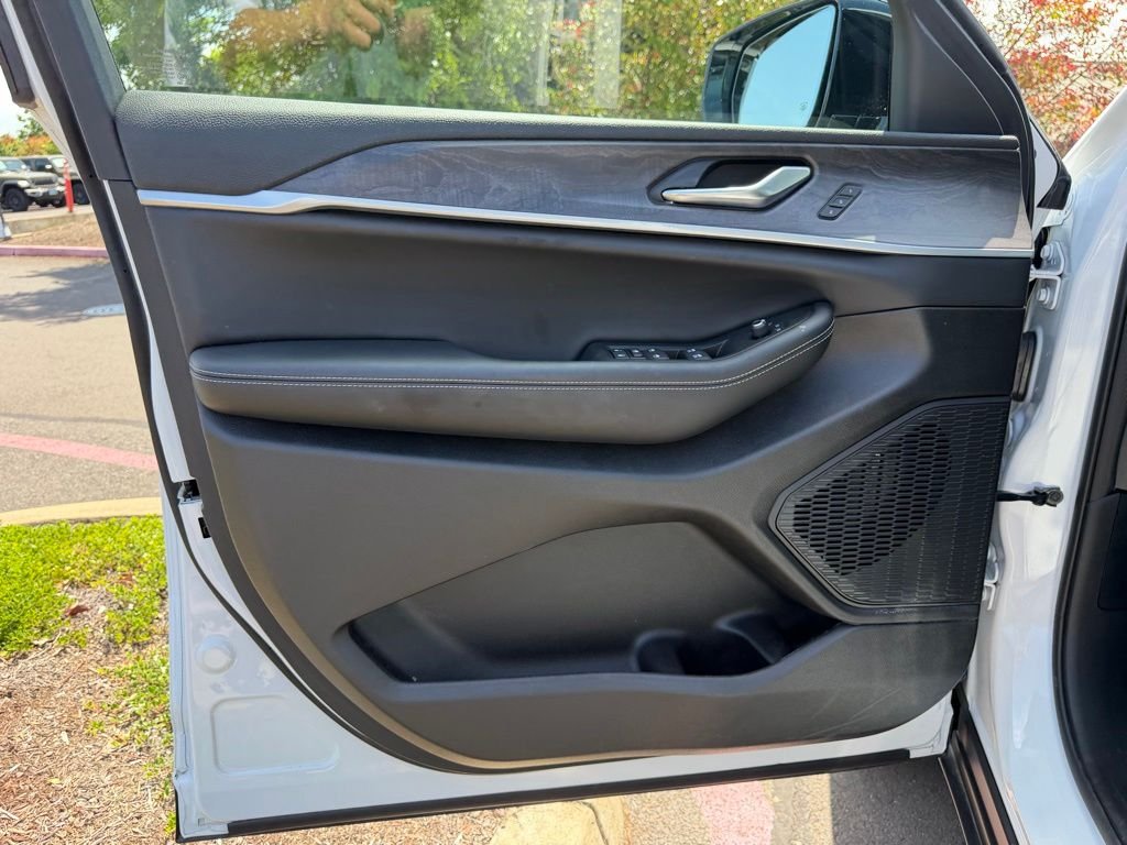 2025 Jeep Grand Cherokee Limited - Photo 11